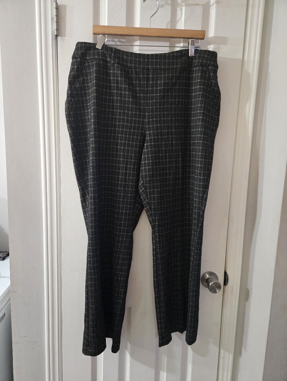 18/20 petite Cato knit pants
